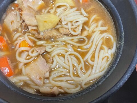 カレーうどん風豚バラ肉の煮込み鍋